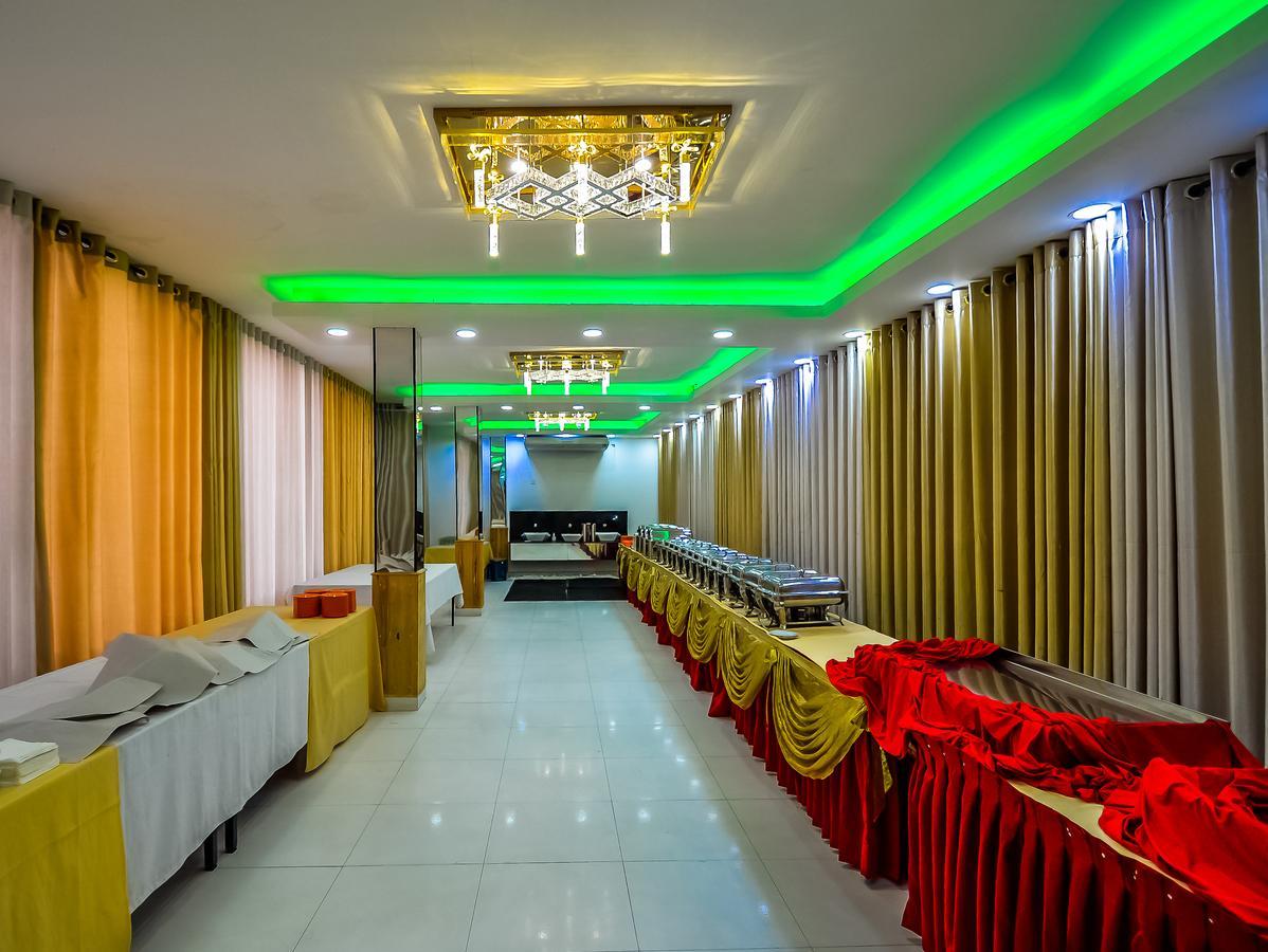 بادولا Capitalcity Hotel المظهر الخارجي الصورة