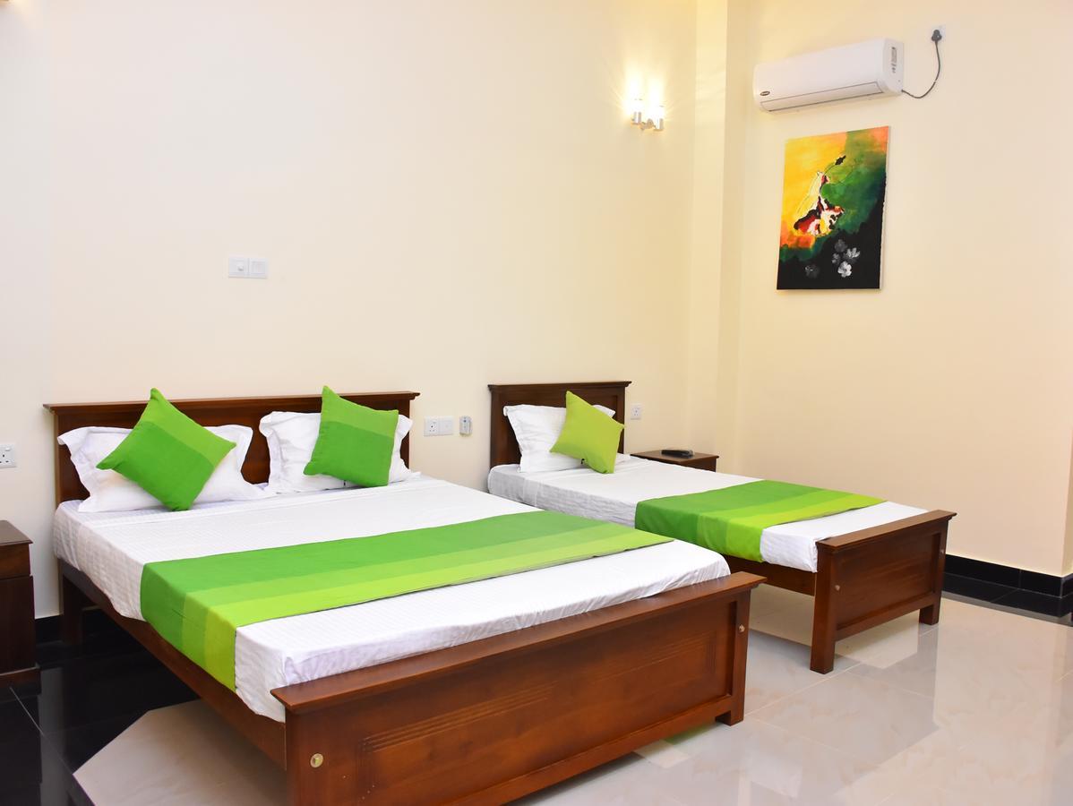 بادولا Capitalcity Hotel المظهر الخارجي الصورة