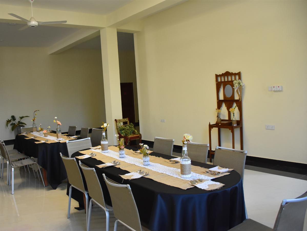بادولا Capitalcity Hotel المظهر الخارجي الصورة