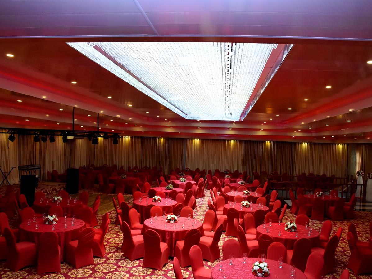 بادولا Capitalcity Hotel المظهر الخارجي الصورة