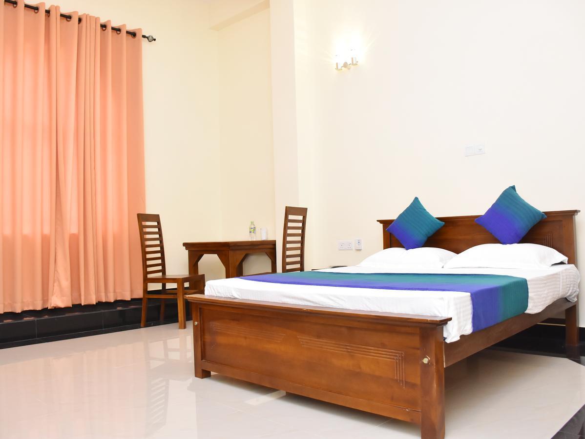 بادولا Capitalcity Hotel المظهر الخارجي الصورة